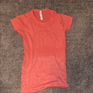 Lululemon swiftly tech short sleeve crew
